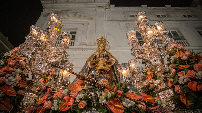 La Virgen del Rosario, Patrona de Cádiz.