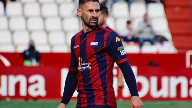 Kike Márquez cuando jugaba en el Extremadura.
