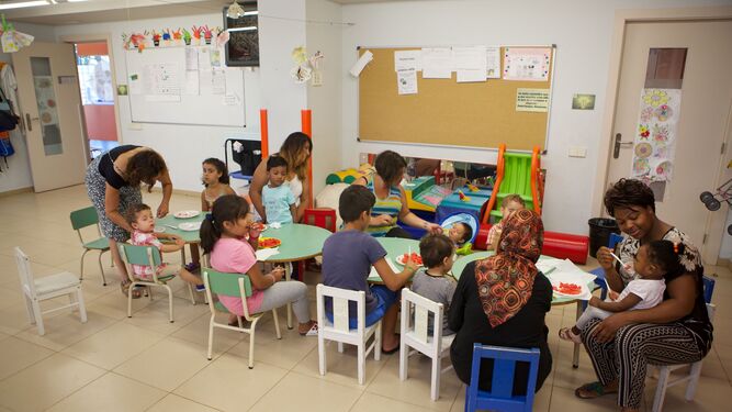 La Fundación La Caixa destina casi 100.000 euros para luchar contra la exclusión social en Cádiz