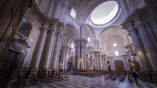 Interior de la Catedral de Cádiz.