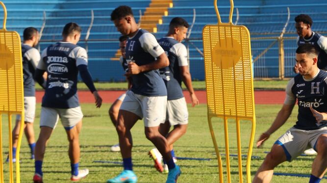 Choco Lozano, en el entreno de este miércoles con Honduras.