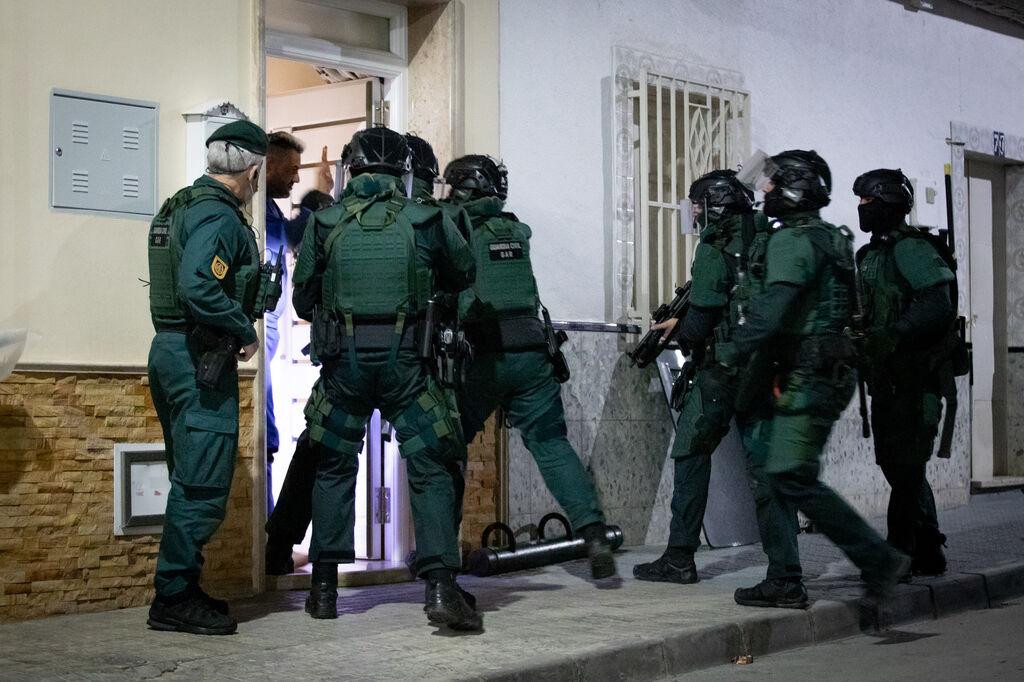 Operaci&oacute;n de la Guardia Civil contra el clan de Los Pi&ntilde;os en Puerto Serrano