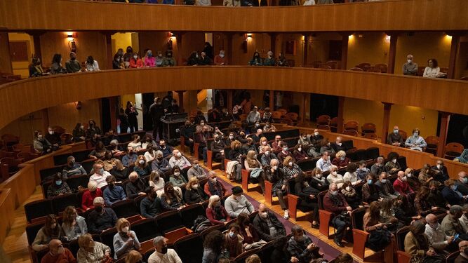 Público en una función reciente del Teatro de las Cortes.