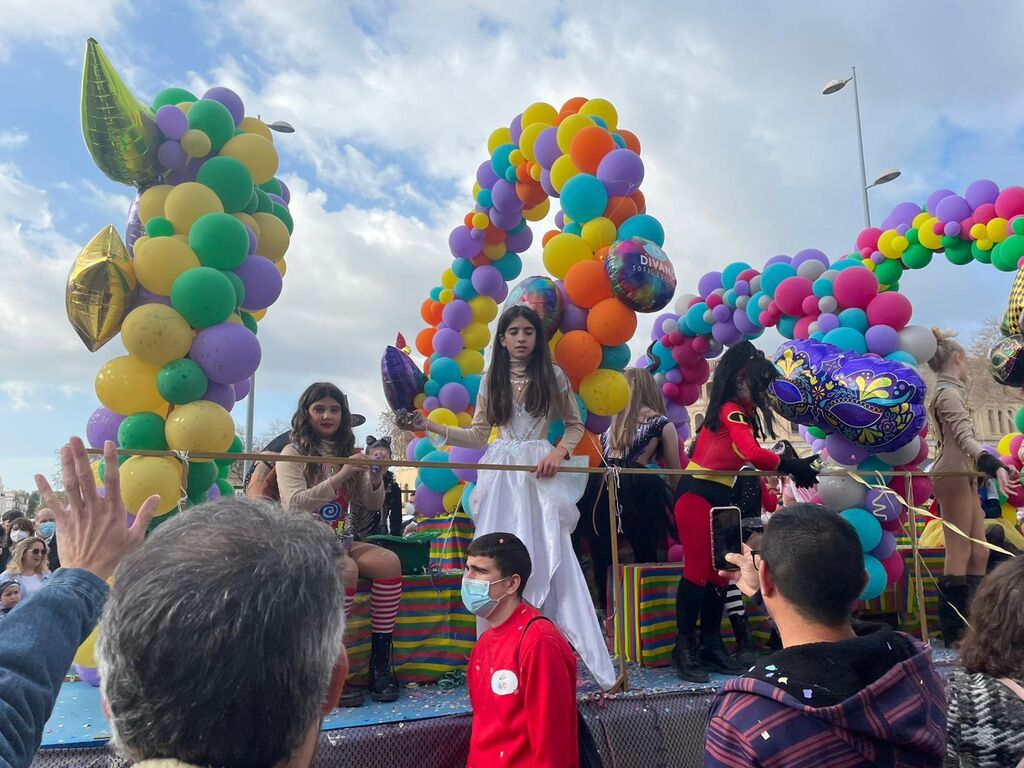 La cabalgata de Carnaval de El Puerto, en im&aacute;genes