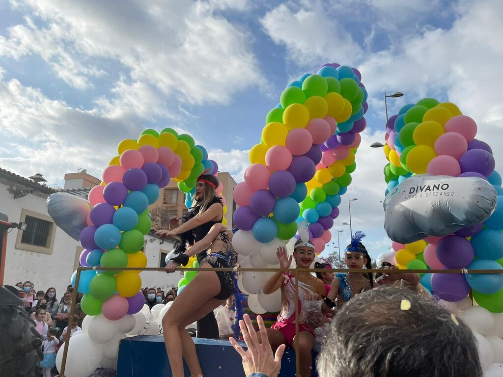 La cabalgata de Carnaval de El Puerto, en im&aacute;genes