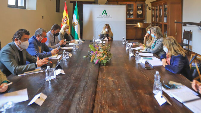 La reunión del consejo de coordinación de la Delegación del Gobierno de la Junta en el Castillo de Santiago de Sanlúcar.