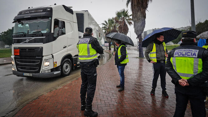 Piquetes y Policía en la Ciudad del Transporte de Jerez.