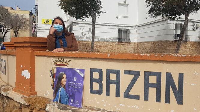 La mediadora del 'punto violeta' de la barriada Bazán de San Fernando.