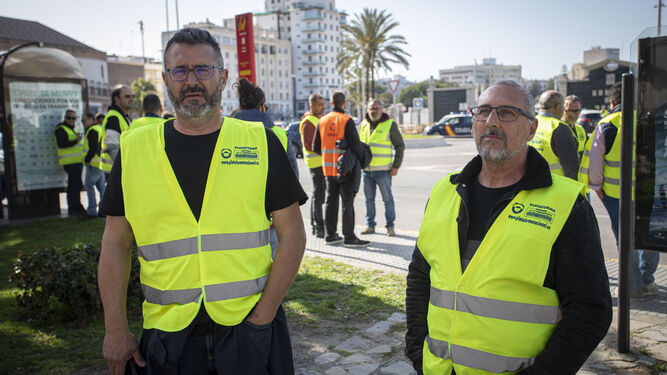 Fausto Jiménez y Pablo Iglesias, dos de los portavoces de la Plataforma en la provincia de Cádiz.