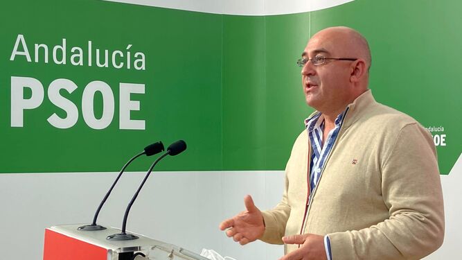 El secretario local y portavoz municipal del PSOE de Trebujena, Miguel Guerra.