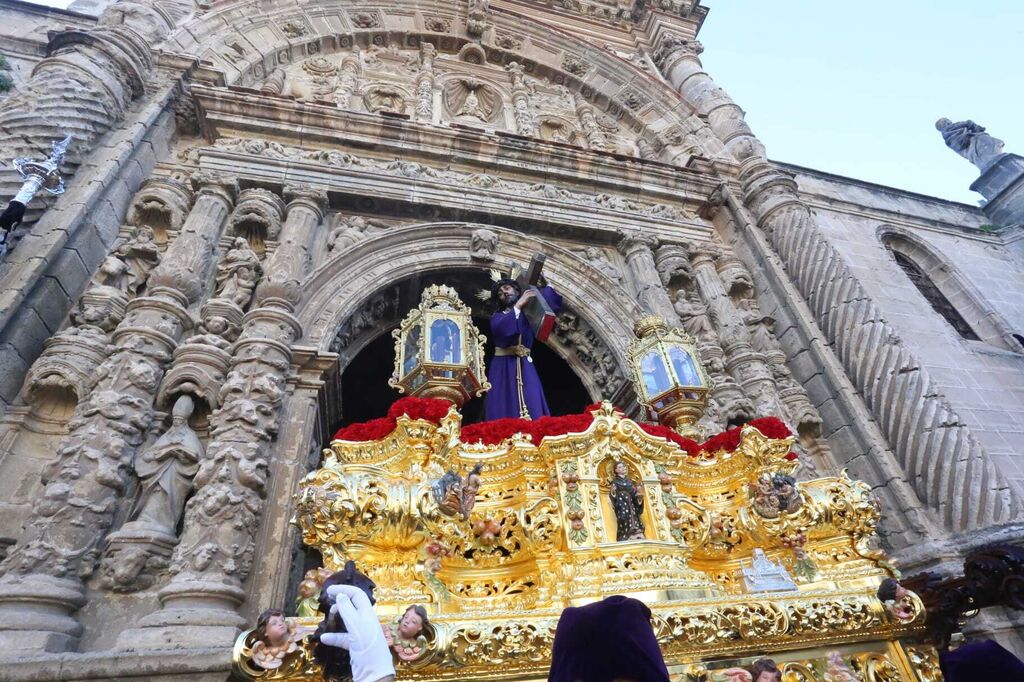 Jueves Santo  en El Puerto: Las im&aacute;genes del Nazareno