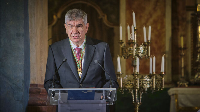 Manuel Bustos Rodríguez, durante su discurso de agradecimiento, en el Oratorio de San Felipe Neri.