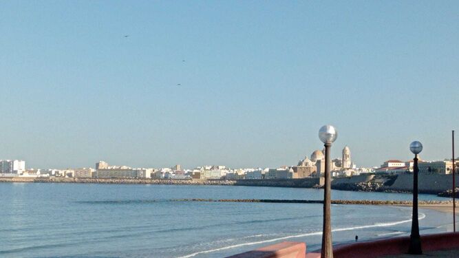 Día muy despejado en Cádiz.