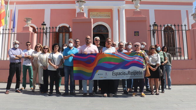Concentración contra la LGTBIfobia en la Plaza de Jesús