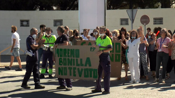 Protesta del servicio de limpieza de Puerto Real, este jueves
