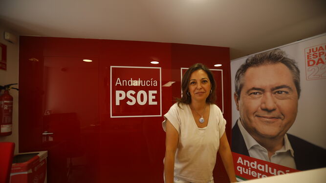 Isabel Ambrosio en la sede del PSOE de Córdoba.