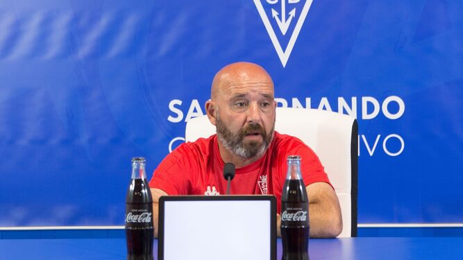 Nacho Castro, entrenador del San Fernando.