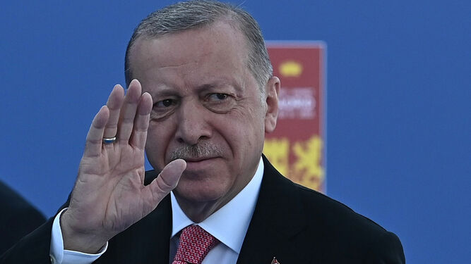 El presidente turco, Recep Tayyip Erdogan, a su llegada a la primera jornada de la cumbre de la OTAN.