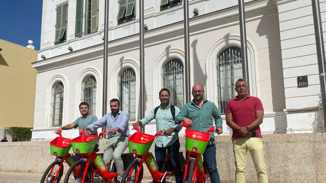 Algunas de las nuevas bicis eléctricas que estarán disponibles en la ciudad.