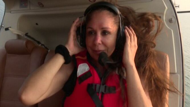Isabel Pantoja en el helicóptero de 'Supervivientes'