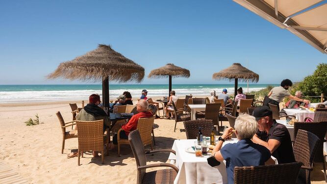 Siete planes para comer con vistas en Cádiz