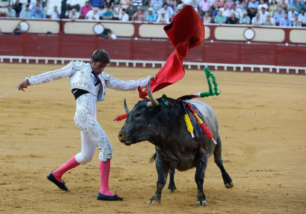 Las im&aacute;genes de la corrida de toros en El Puerto con Escribano, Morilla y Pinar