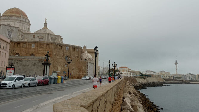 Día nublado en Cádiz.