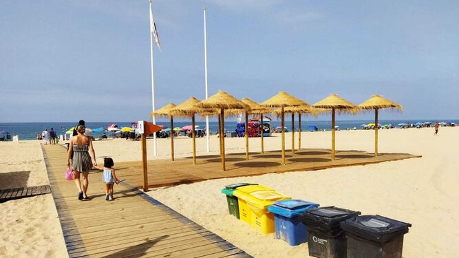 La encuesta de satisfacción sobre las playas de Rota se realizó durante la temporada estival.