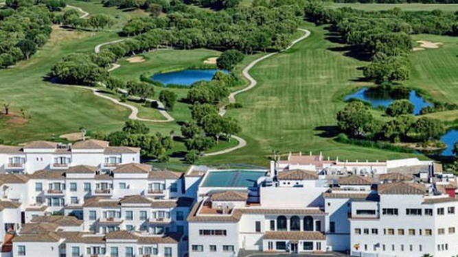 Espectacular imagen aérea del Fairplay Golf & Spa Resort, en Benalup-Casas Viejas.