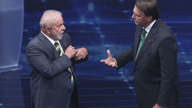 Lula y Bolsonaro, en un debate televisado hace diez días