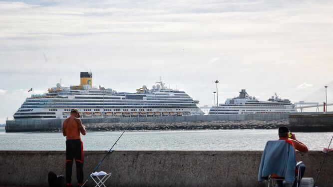 El puerto de Cádiz da hoy la bienvenida a seis cruceros