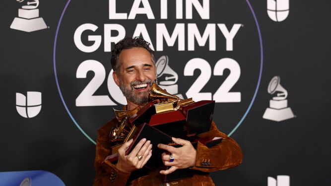 Jorge Drexler muestra sus Grammy