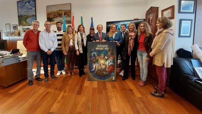 Representantes municipales y los colectivos organizadores presentan el cartel de la Navidad 2022 en Chiclana.