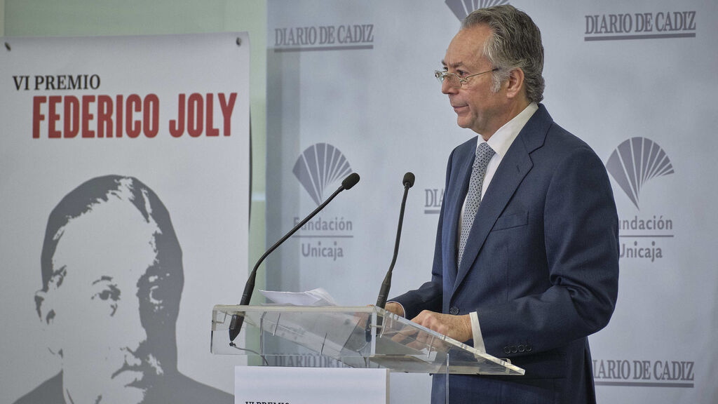 Las im&aacute;genes de la entrega del premio Federico Joly al abogado Pedro P&eacute;rez-Llorca Zamora