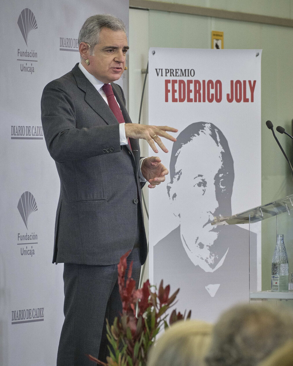 Las im&aacute;genes de la entrega del premio Federico Joly al abogado Pedro P&eacute;rez-Llorca Zamora