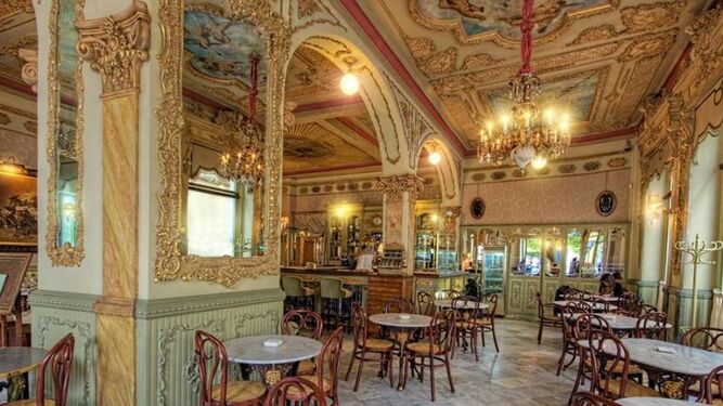 Interior del Restaurante Café Royalty