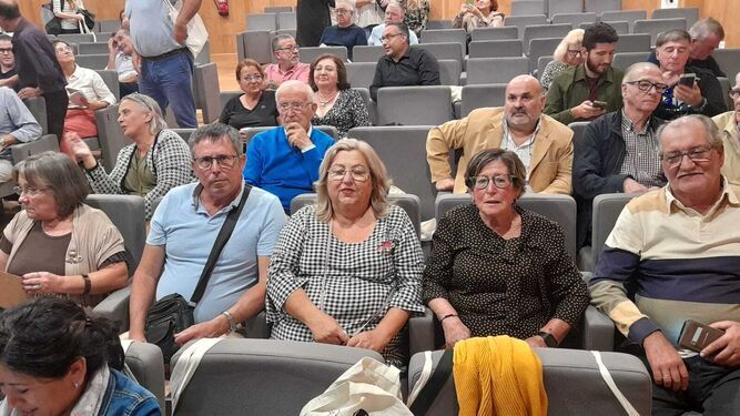 Miembros de la Flave, en unas Jornadas Comarcales de Participación celebradas en Rota en noviembre de 2022.