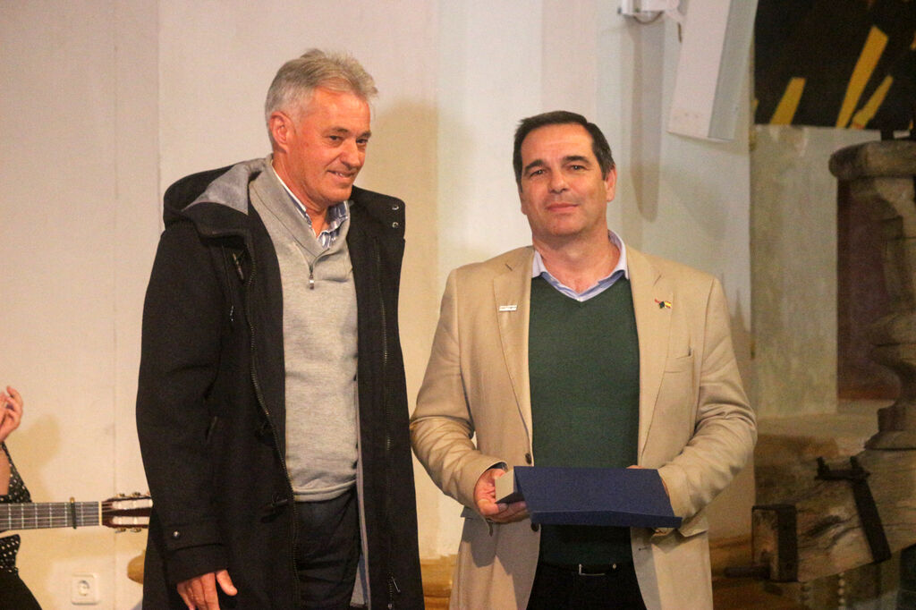 Pedro Gallardo recoge el premio Puertorreale&ntilde;o del A&ntilde;o 2022