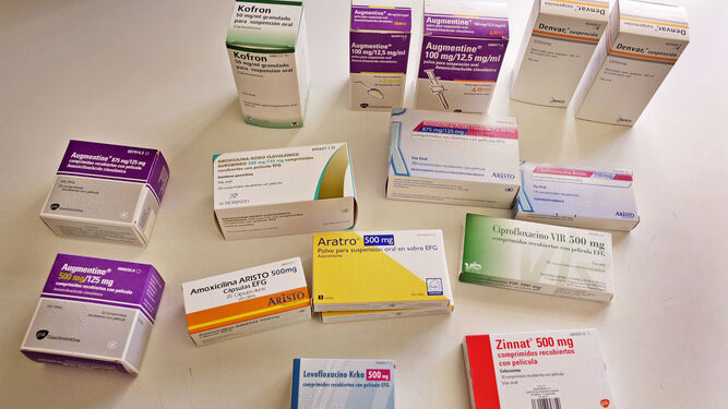 Algunos de los antibióticos más demandados, en una imagen de archivo.