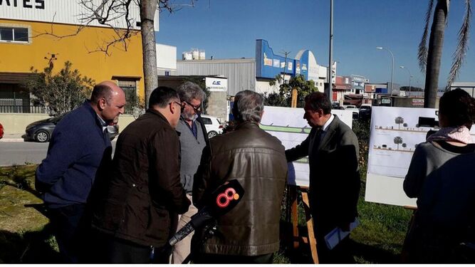 Presentación del proyecto de la nueva avenida Pelagatos, en el año 2018, en una imagen facilitada por el PP.