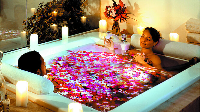 Baño relajante con flores