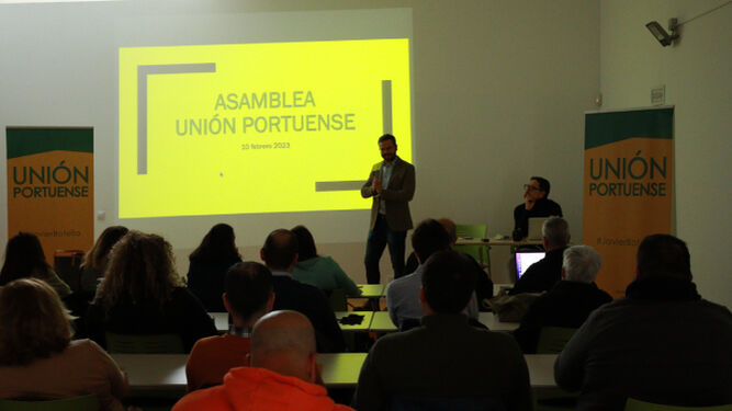 Una imagen de la asamblea de Unión Portuense celebrada el pasado viernes.