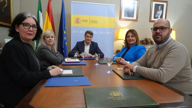 Encuentro en Sevilla con el delegado del Gobierno de España en Andalucía