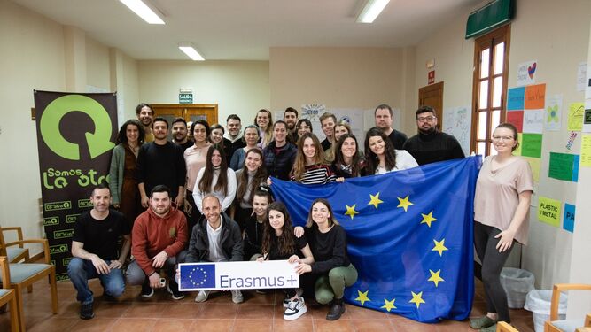 El programa Erasmus+ vuelve para que los jóvenes dialoguen sobre políticas en sus ámbitos rurales.