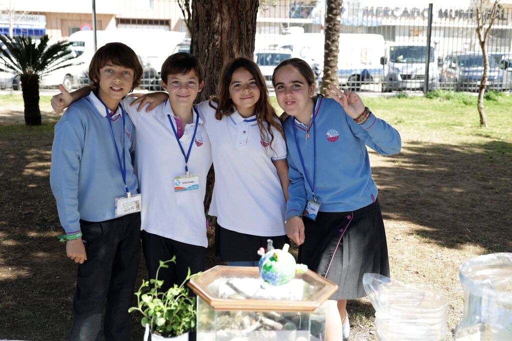 La IX Jornada de la Ciencia se celebra en el Colegio Mar&iacute;a Auxiliadora de C&aacute;diz (Salesianas).