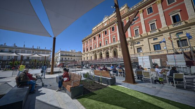 La nueva plaza del Rey, en el centro de San Fernando, en torno a la que girarán algunas de las citas del fin de semana.