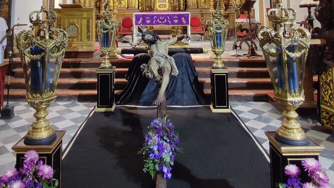 El Cristo del Descendimiento, expuesto a la veneración este viernes en San Lorenzo.