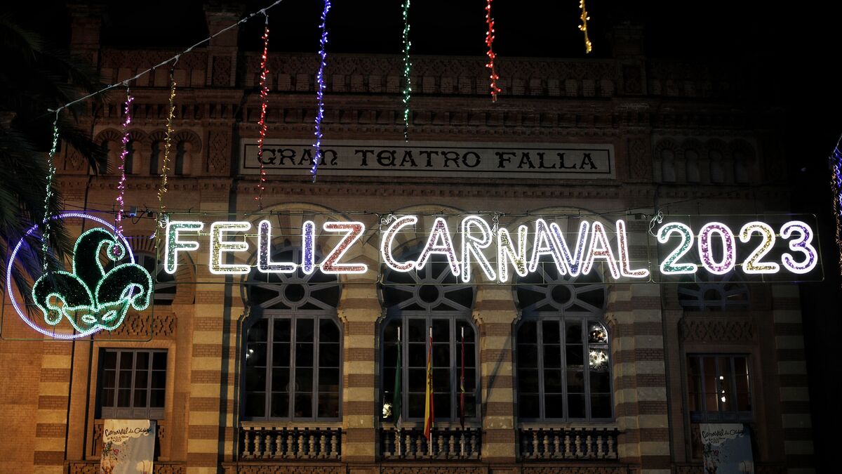 Decoración de la plaza Fragela durante el Carnaval 2023.
