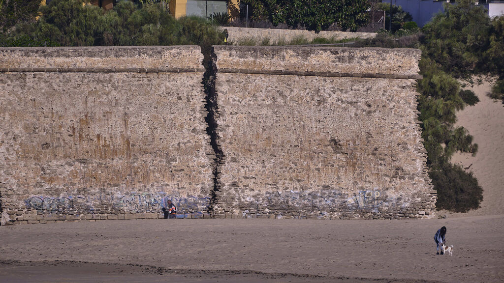 Playa de La Muralla de El Puerto