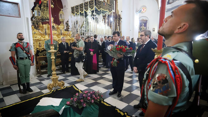Imágenes de la Guardia de La Legión al Cristo de la Vera Cruz en la Concepción